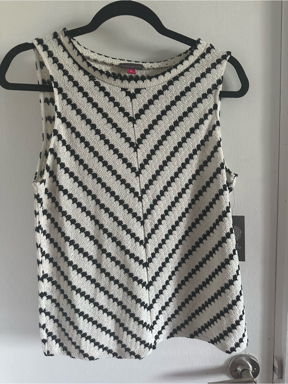 Vince Camuto Black & White Chevron Tank